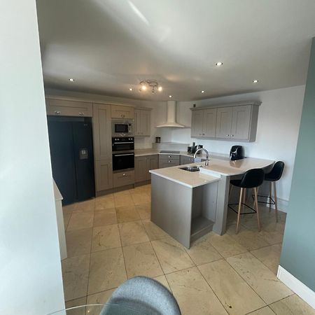 Fabulous And Sunny 2 Bed Apartment, In City Centre Cork Dış mekan fotoğraf