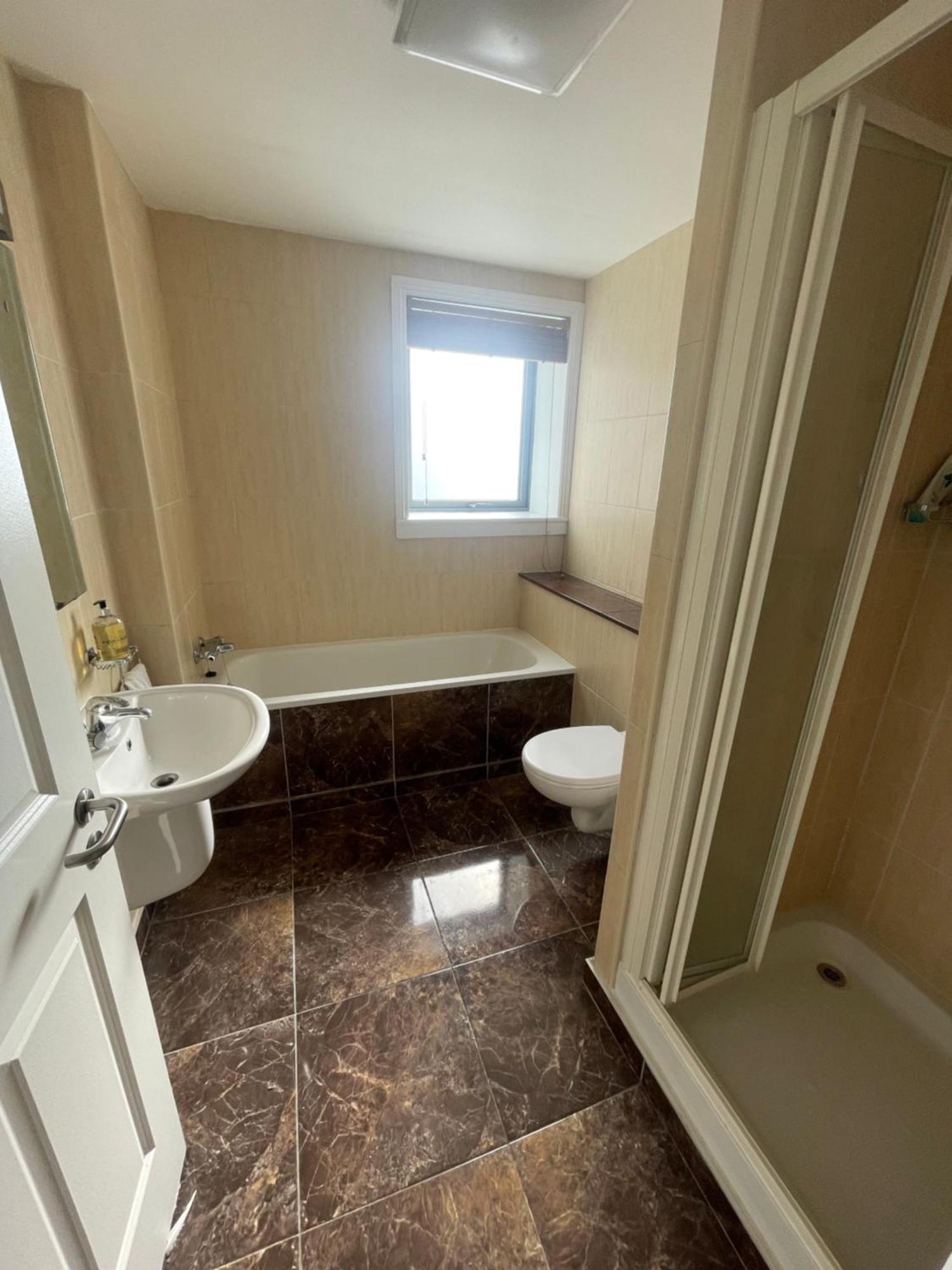 Fabulous And Sunny 2 Bed Apartment, In City Centre Cork Dış mekan fotoğraf